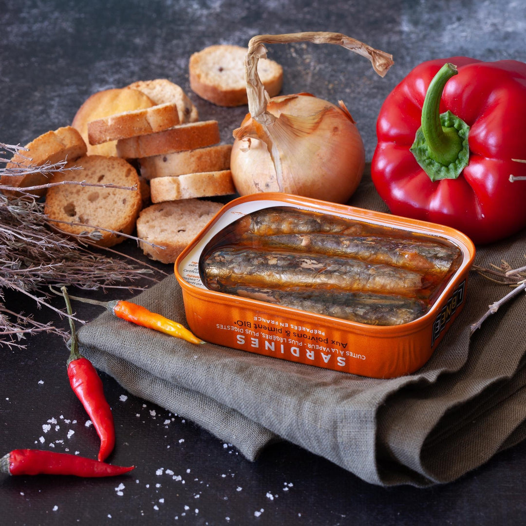Ferrigno - Sardines With Organic Peppers and Chili 135 gram Can - LBMPPB