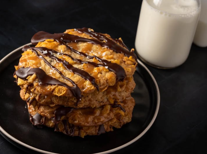 Crosby Bakery - Kitchen Sink Cookie