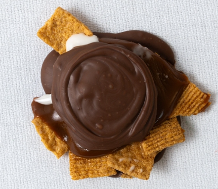 Sweet Shop USA - Caramel Smores Brag 1.5 oz - F101320361024 DISCSVF